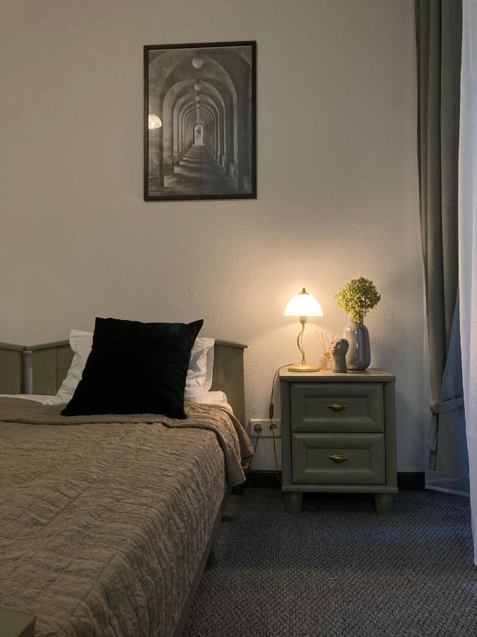 Sunflower B&B Kiev Eksteriør bilde