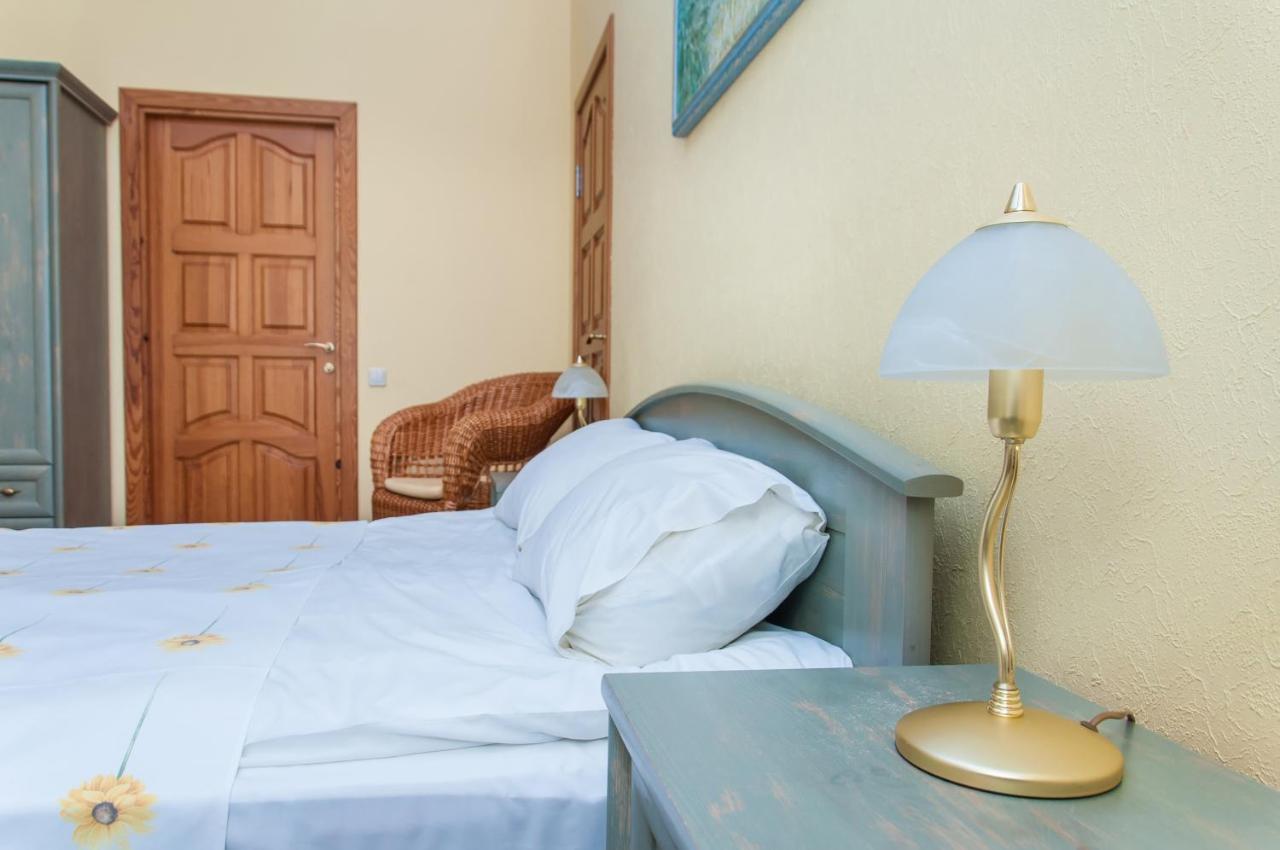 Sunflower B&B Kiev Eksteriør bilde